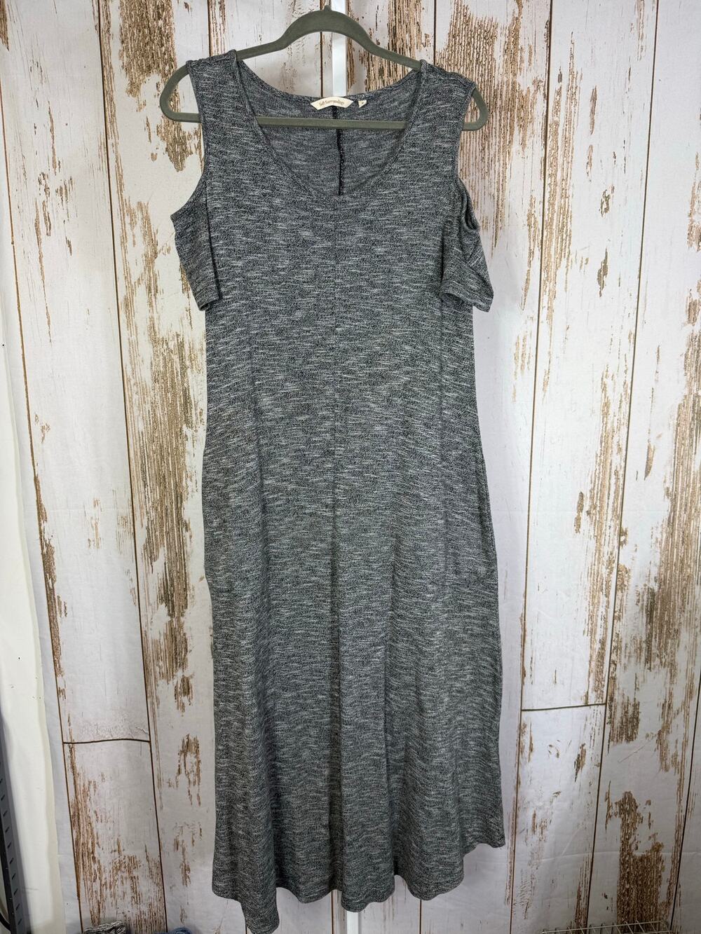 Soft Surroundings, Cold Shoulder Midi Dress with Pockets. Size Medium.